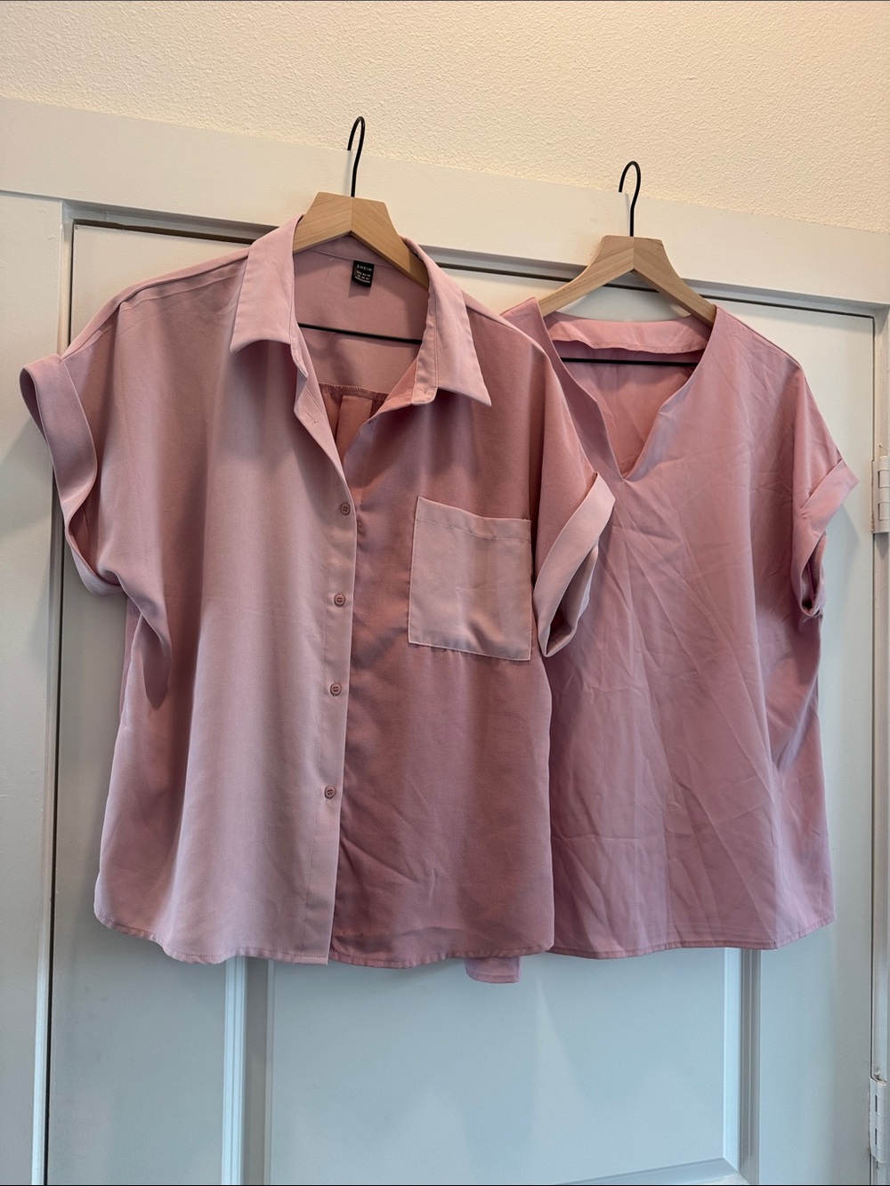 SHEIN Dusty Pink Collared Button-Front Blouse & V-Neck Top (Set)